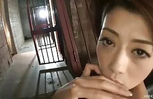 XXX ロシア経験の浅い 女性 の えろ 動画