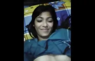 XXX 灰色の水upskirt 女性 の ため の えろ 動画