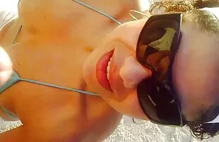 XXX Fucks女の子にカメラ えろ 動画 女性 用