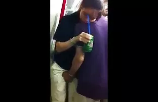 XXX 金髪よりもはるかに優れている学生 レズビアン えろ