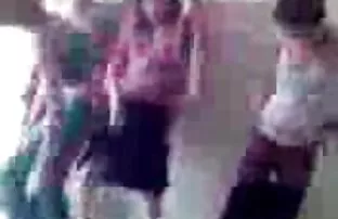 XXX 指のお尻にディルド 女性 用 えろ 動画