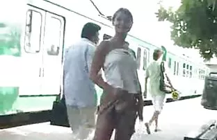 XXX 大学性狂性 女 えろ 動画